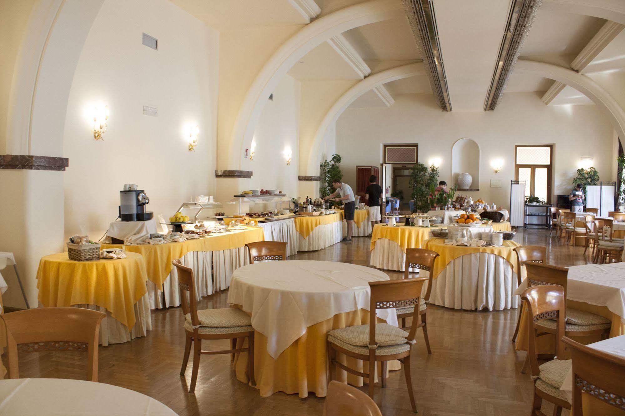 Grand Hotel Miramare Taormina Exterior foto